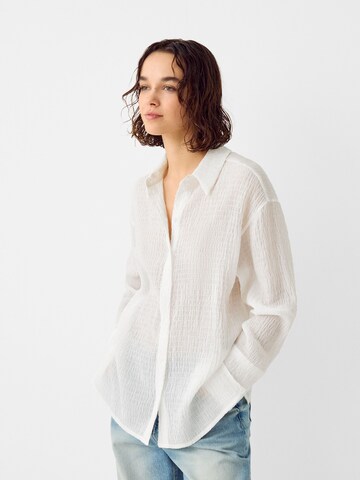 Camicia da donna di Bershka in bianco: frontale