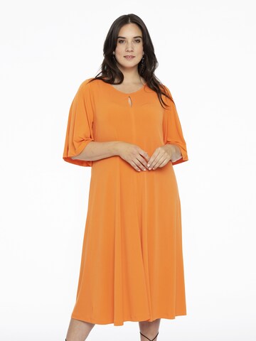 Yoek Dress in Orange: front