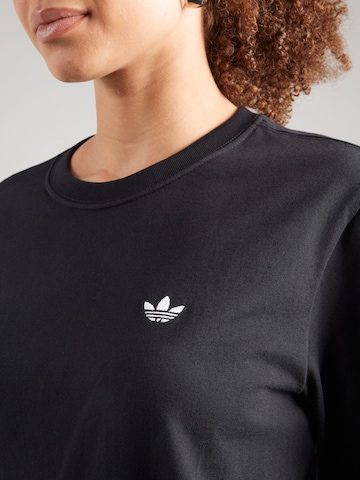 ADIDAS ORIGINALS Majica 'Ess' | črna barva