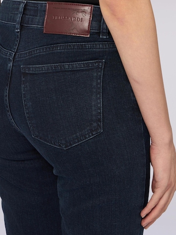 Coupe slim Jean Trussardi en bleu