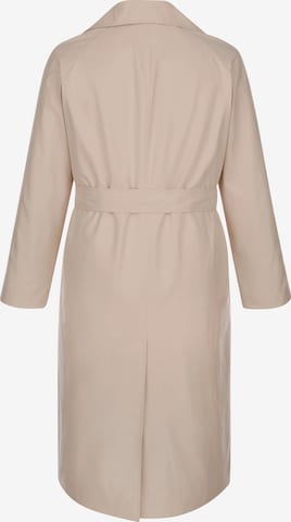 Sara Lindholm Between-Seasons Coat in Beige