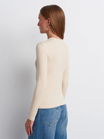 Maglietta di Dilvin in beige