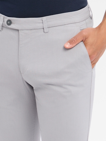 bugatti Regular Chino Pants in Grey
