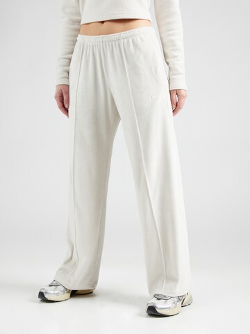 Loosefit Pantaloni di Nike Sportswear in marrone: frontale