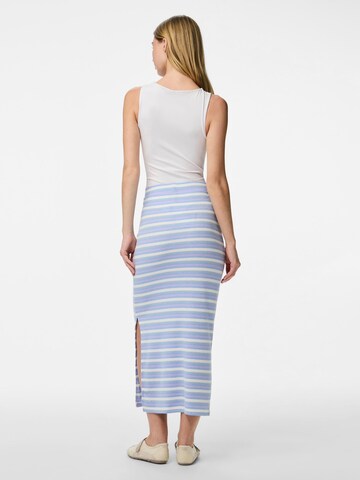 PIECES Rok 'PCJayjay' in Blauw