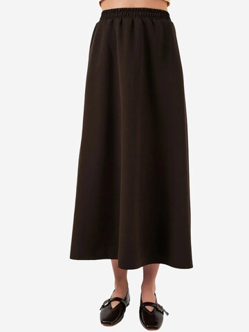 Bigdart Skirt in Brown: front