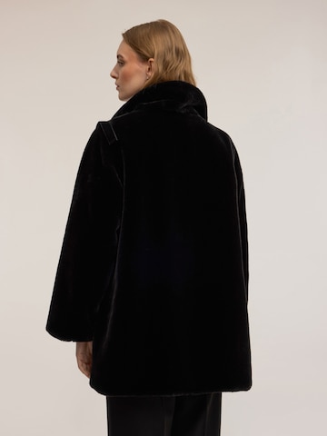 MOTIVI Wintermantel in Zwart