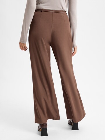 YAS Wide leg Bandplooibroek ' Camma ' in Bruin