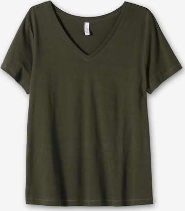 T-shirt SHEEGO en vert : devant