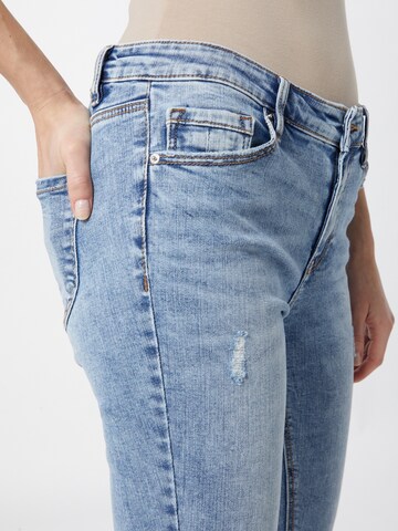 VERO MODA Skinny Jeans 'Lydia' in Blauw