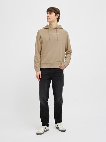 Felpa di JJ Rebel in beige