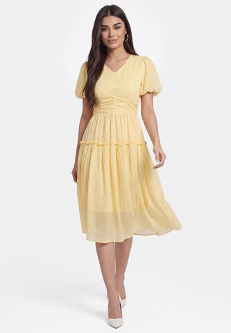 faina - Vestido em amarelo