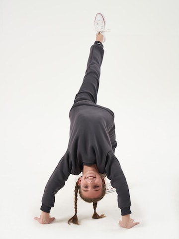 LOUIS LECLER Joggingpak 'Sofia' in Grijs