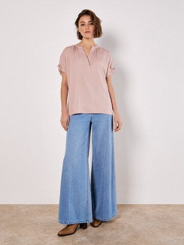 Apricot Ruffle Sleeve Woven T-Shirt ' ' in Pink