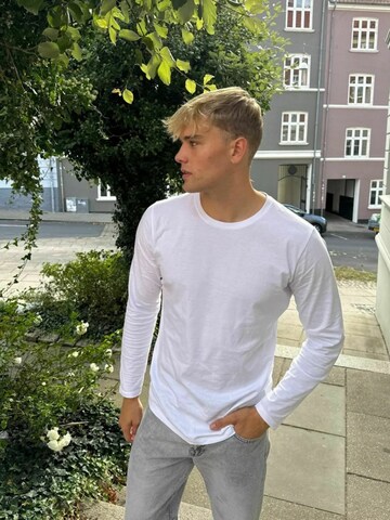 Coupe regular Chemise ' Basic Long ' TEESHOPPEN en blanc