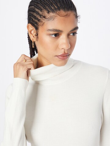 Pull-over ESPRIT en blanc