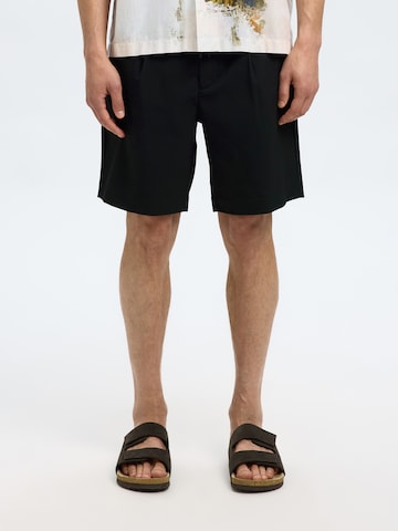 regular Pantaloni con pieghe 'Leroy' di SELECTED HOMME in nero: frontale