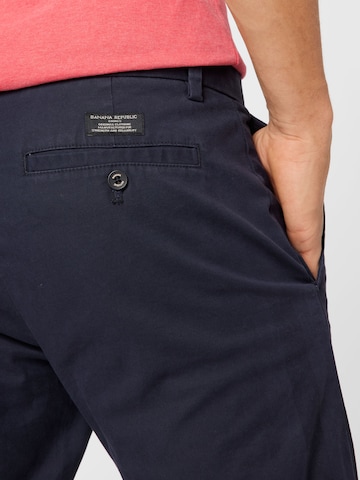 Banana Republic Slimfit Chino 'Fulton' in Blauw