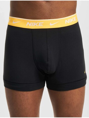 NIKE Sportsunderbukser i sort: forside