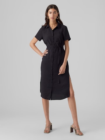 Vero Moda Tall - Vestidos camiseiros 'Queeny' em preto: frente