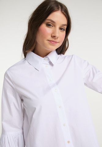 MYMO - Blusa en blanco