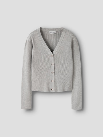NAME IT - Cárdigan en gris
