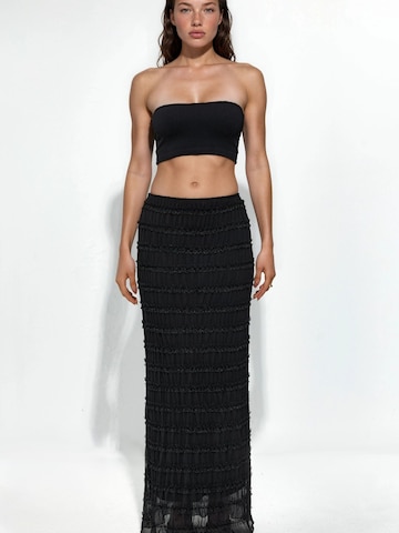 Hiccup Skirt in Black