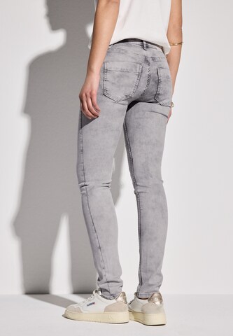 STREET ONE Slimfit Slim Fit Jeans in Grau
