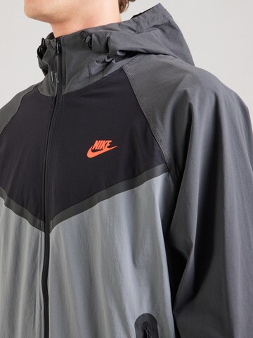Veste mi-saison Nike Sportswear en gris
