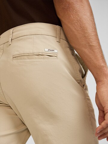 yazubi Slim fit Chino Pants 'Dustin' in Beige