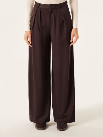 CALZEDONIA Wide Leg Hose in Braun: Vorderseite