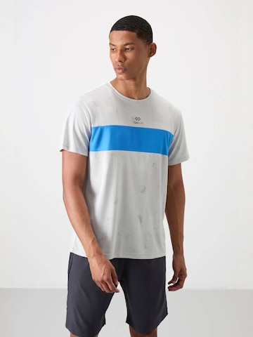 Tommy Life Performance shirt in White