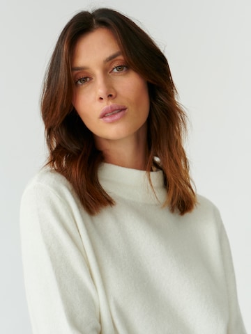 TATUUM Sweter 'KUBIKO' w kolorze beżowy