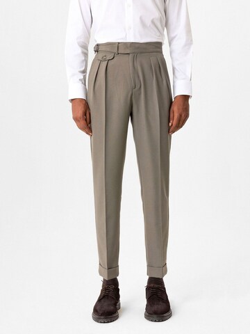 Tapered Pantaloni con piega frontale 'Sebastiano' di Antioch in verde: frontale