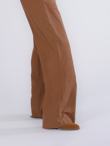 Wide leg Pantaloni di CAFè NOIR in marrone