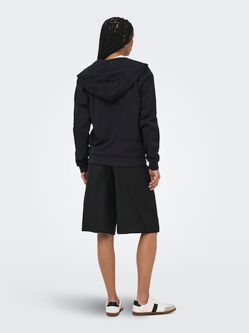 Veste de survêtement 'ONLJo' ONLY en noir