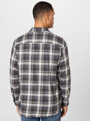 Abercrombie & Fitch - Regular Fit Camisa em preto