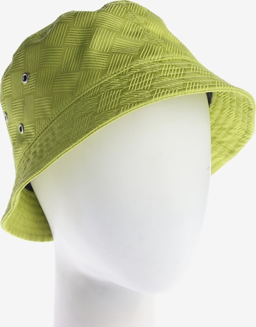 Bottega Veneta Hut L in Grün: Vorderseite