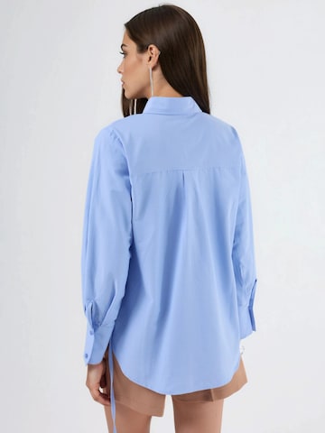 Qu Style Shirt in Blue