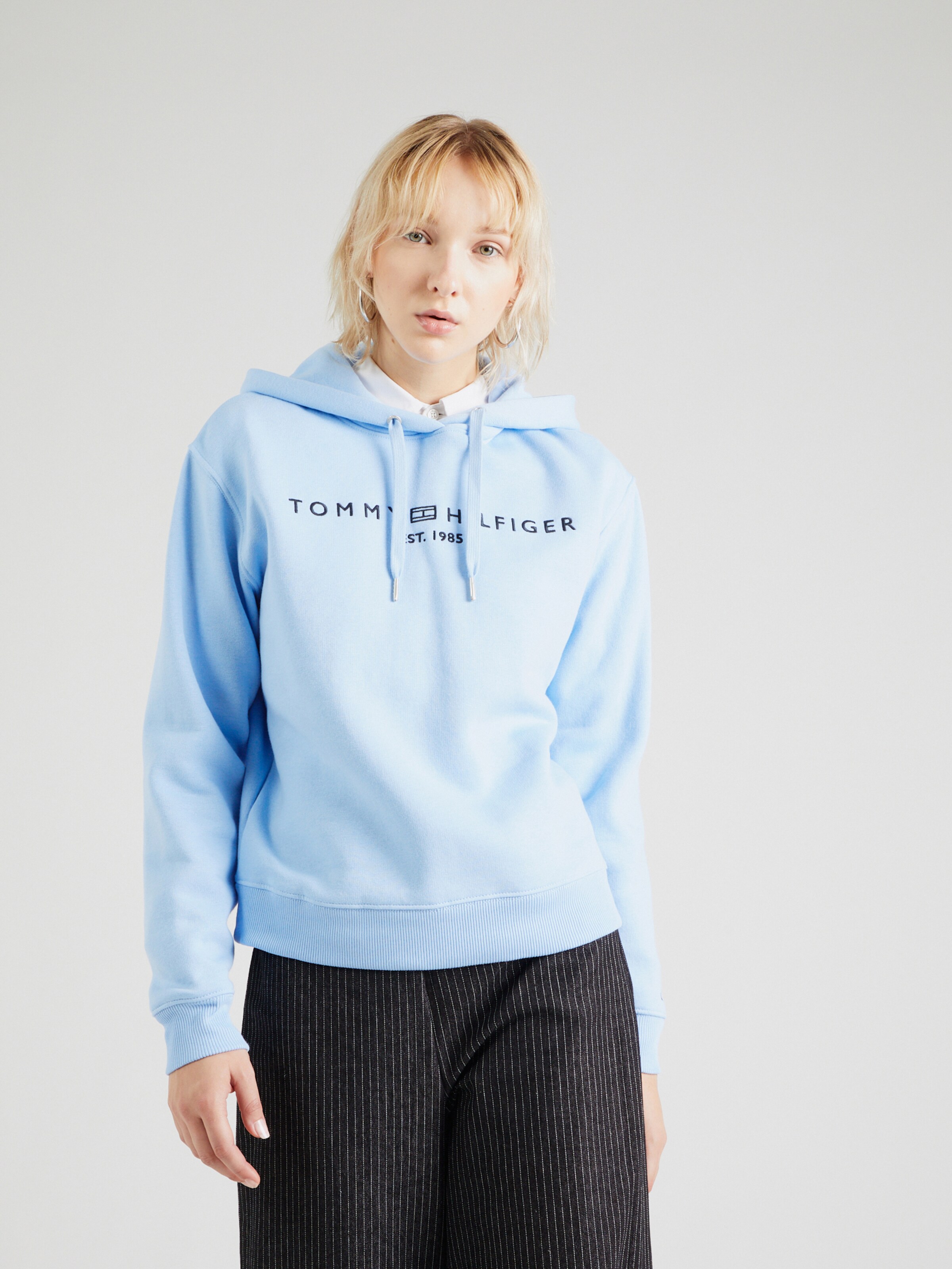 Sweat tommy hilfiger bleu ciel hotsell