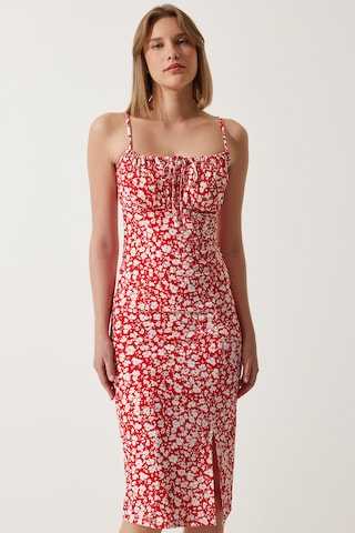 Happiness İstanbul Лятна рокля в червено