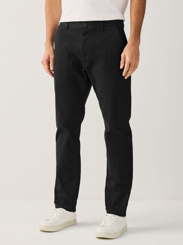 Next Slimfit Lærredsbukser i grå: forside