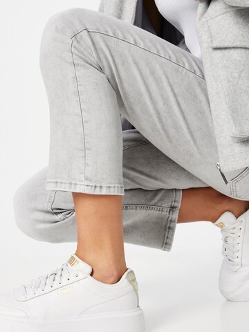 STREET ONE Slimfit Jeans 'Jane' in Grau