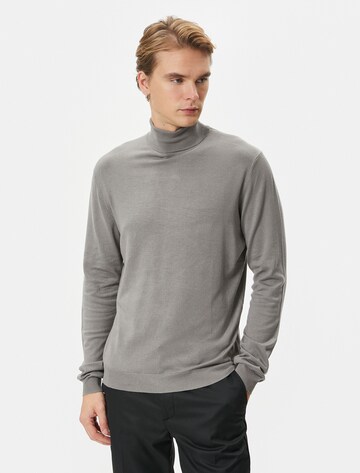Koton Sweater in Grey: front