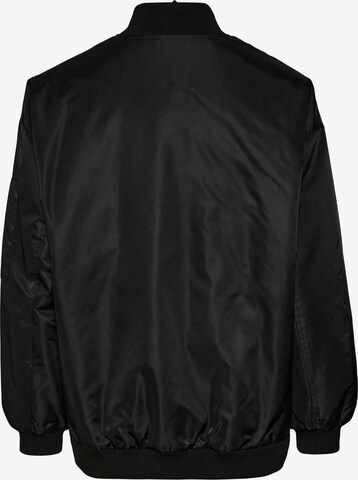 VERO MODA Between-Season Jacket in Black