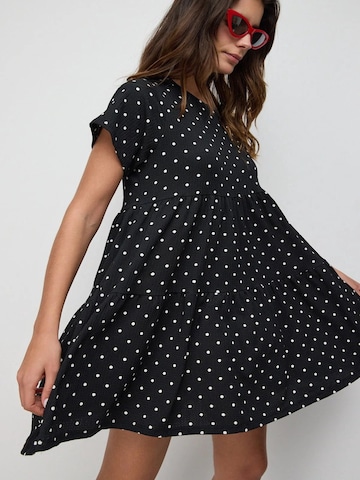 No Matter What Kleid in Schwarz