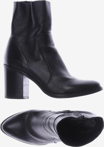 HALLHUBER Stiefel 36 in Schwarz: predná strana