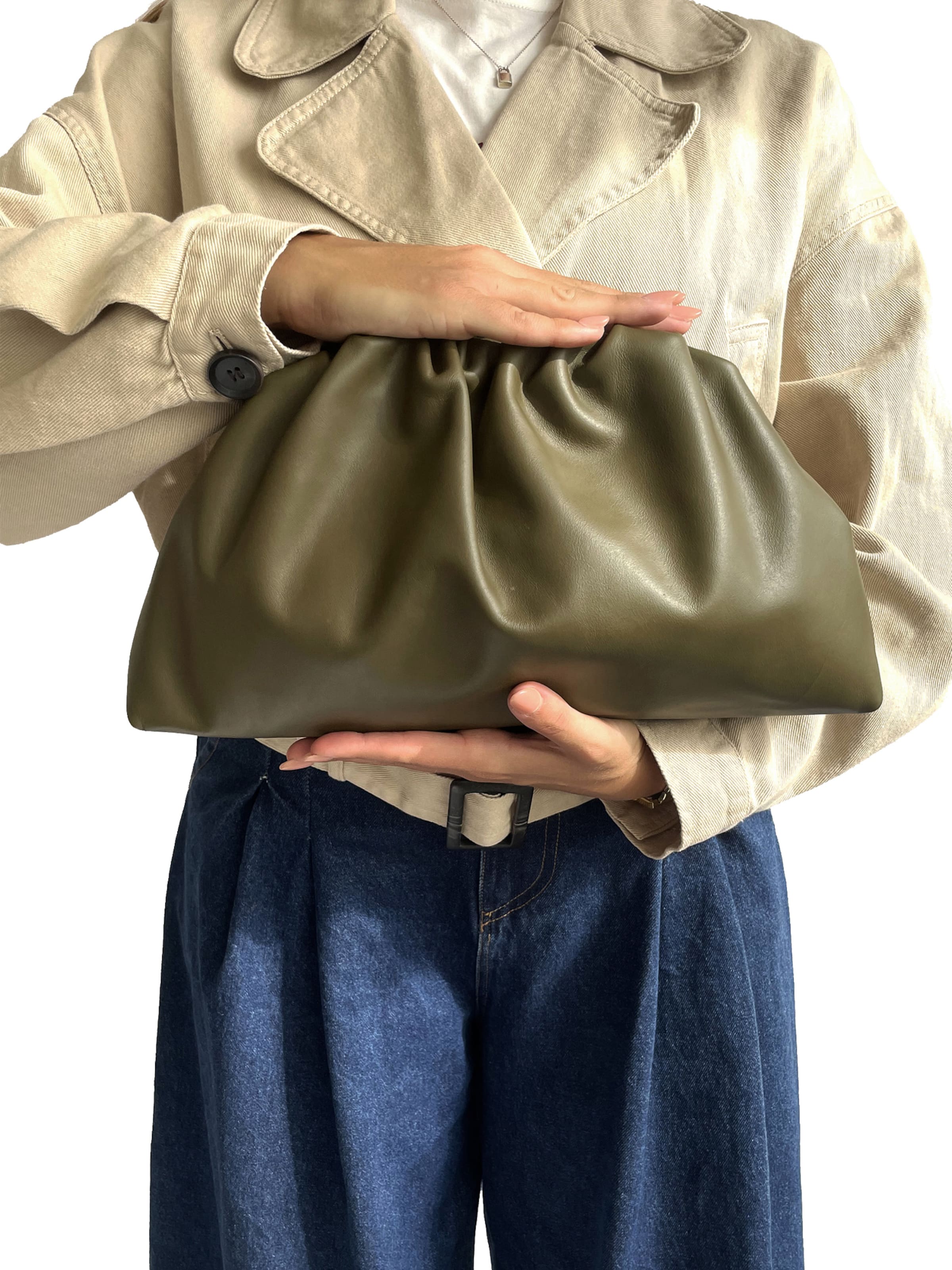 CHICCA BORSE Laptoptas in Groen: voorkant