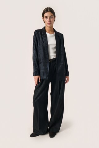 Blazer 'Elvie Ronya ' SOAKED IN LUXURY en noir