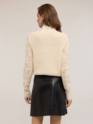 MOTIVI Sweater in Yellow